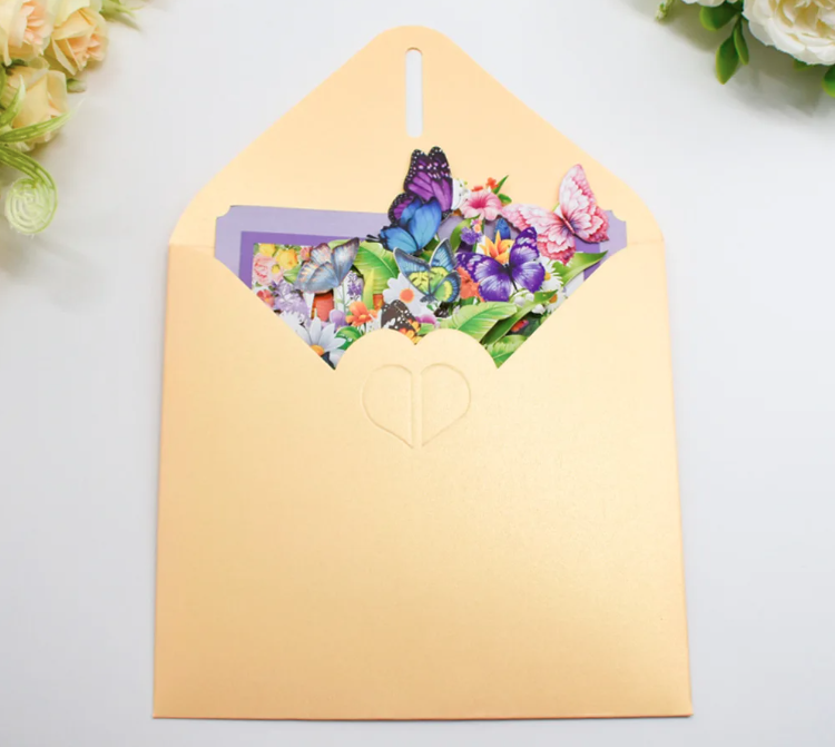 FlutterBloom Pop-Up Birthday Bouquet