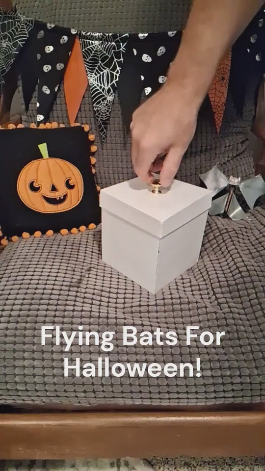 Halloween Bat Box with Flying Bats, Explosion Gift Box, Spooky Surprise Box, Halloween Gift for Kids, Grandkids &amp; Adults
